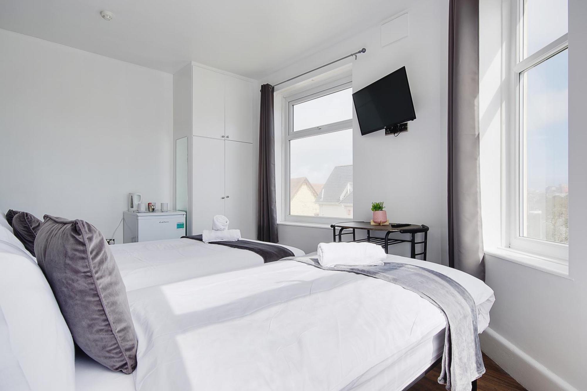 Azure Beach Hotel Bournemouth Esterno foto