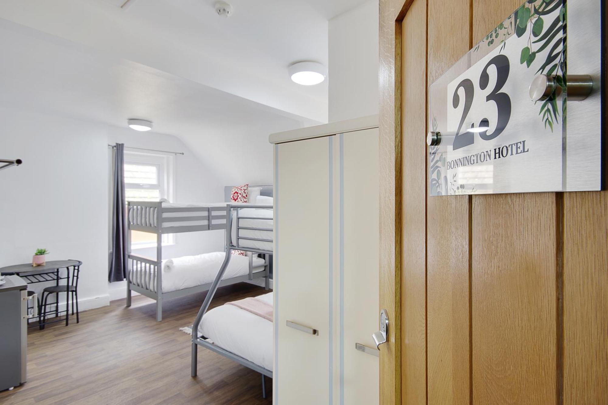 Azure Beach Hotel Bournemouth Esterno foto