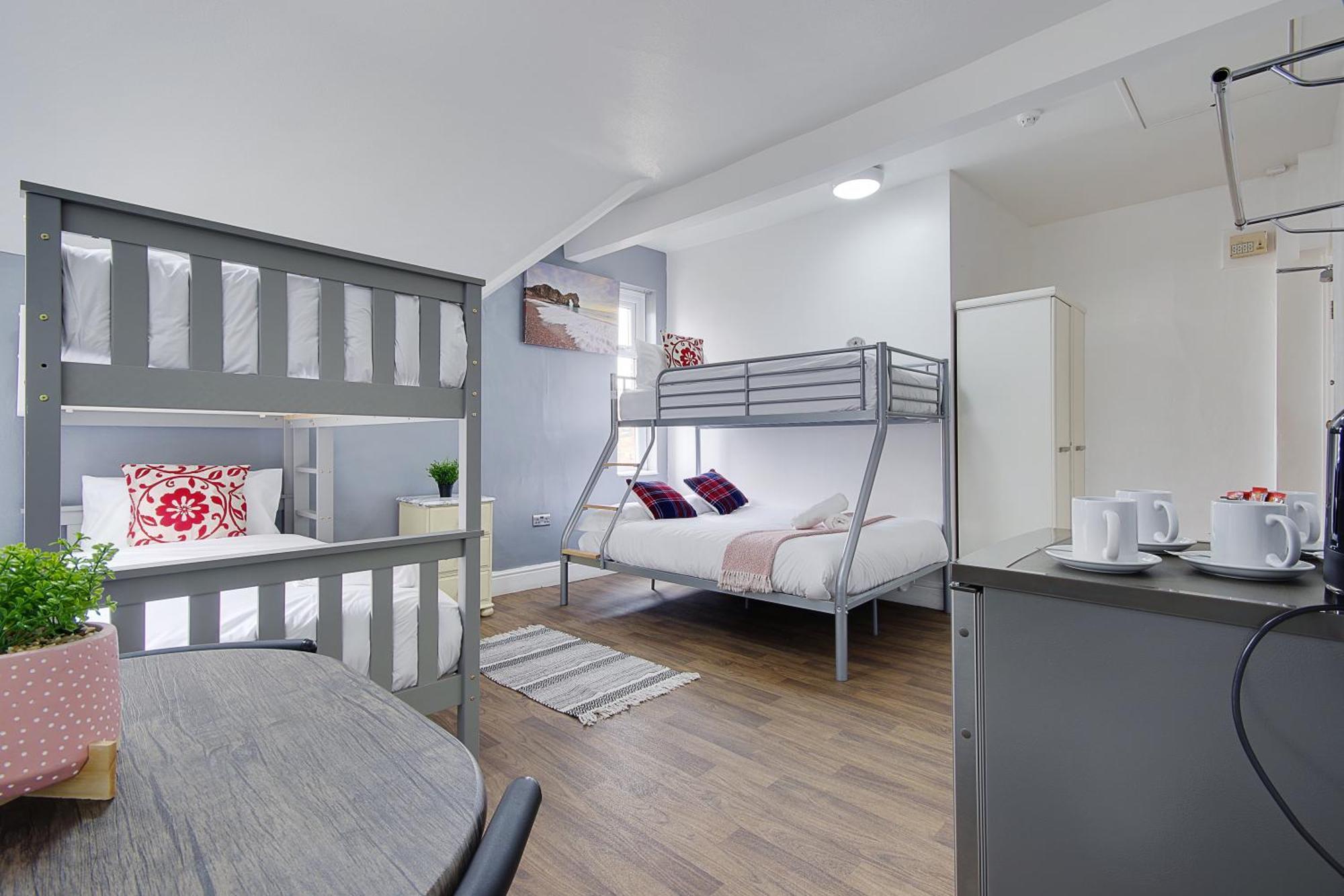 Azure Beach Hotel Bournemouth Esterno foto