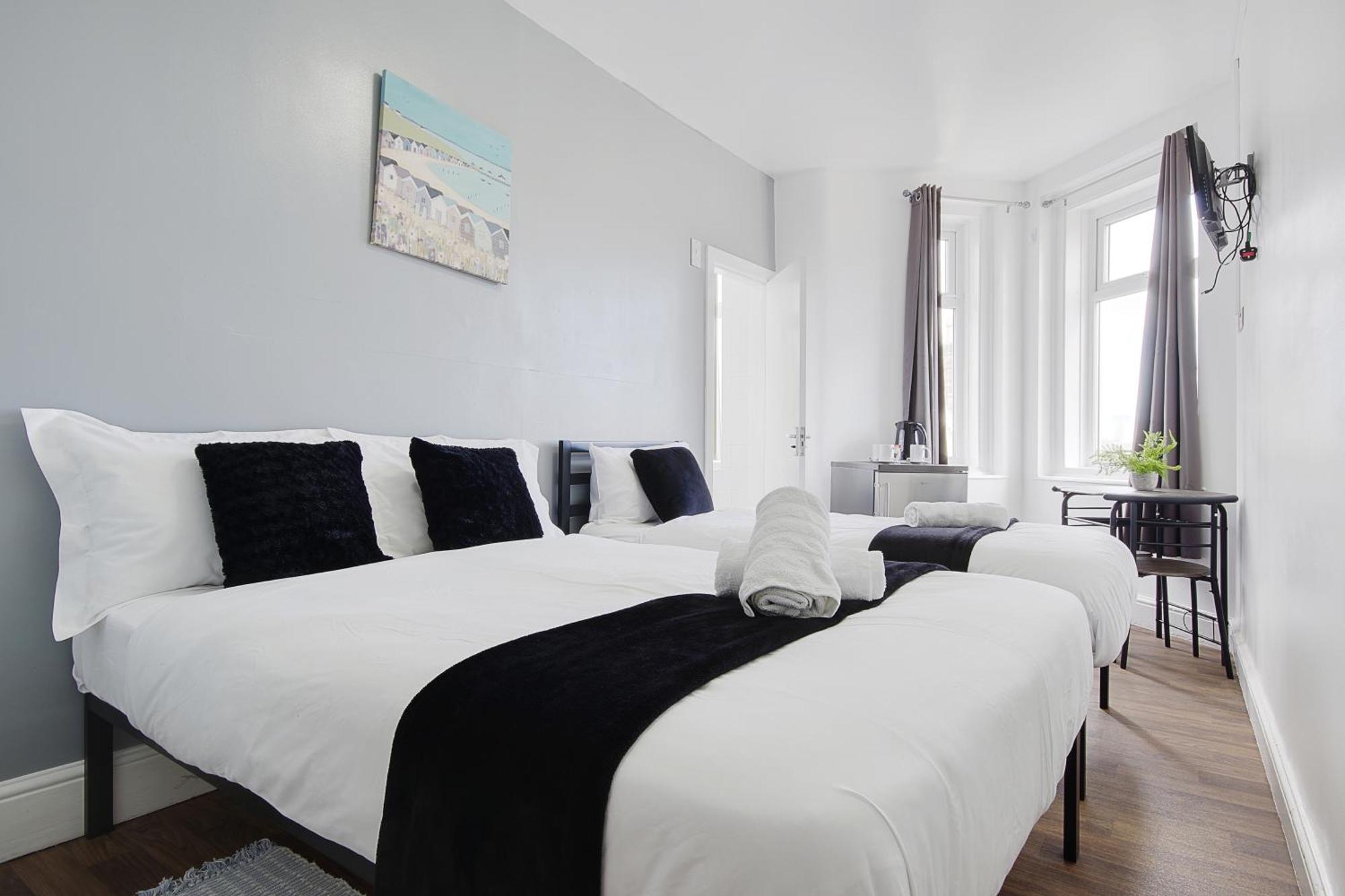 Azure Beach Hotel Bournemouth Esterno foto