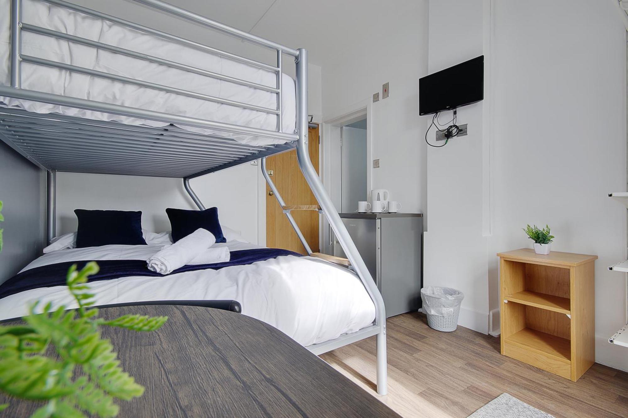 Azure Beach Hotel Bournemouth Esterno foto